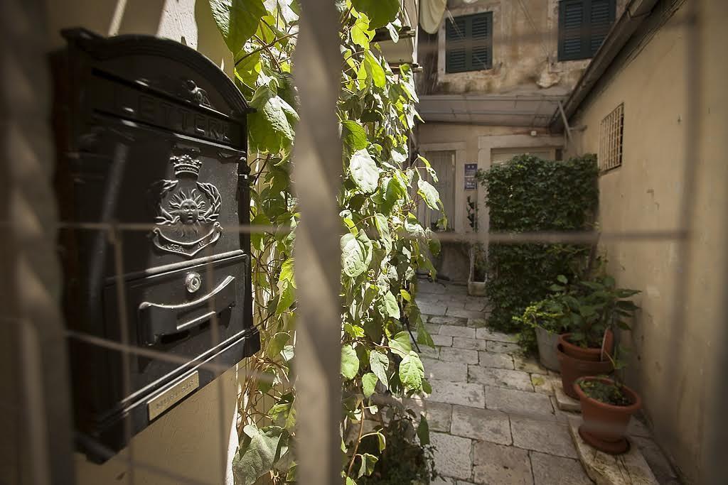 Apartment Dioklecian Wall Split Bagian luar foto